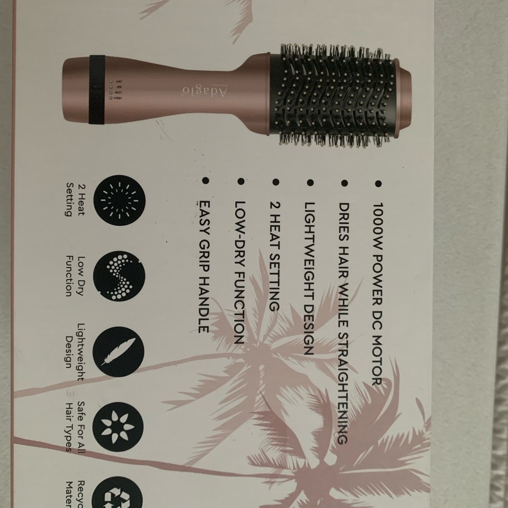 Adagio Professional Blowout Brush - New in Box